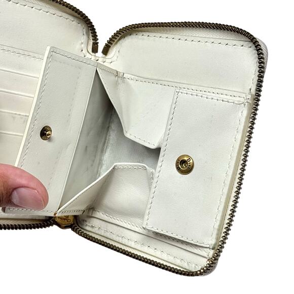Dior Zipper Wallet - Picture 5 of 12